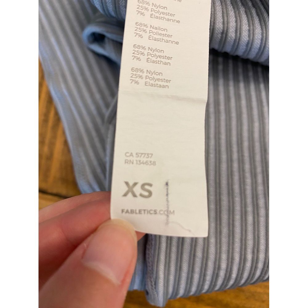 Fabletics XS - Picture 2 of 2